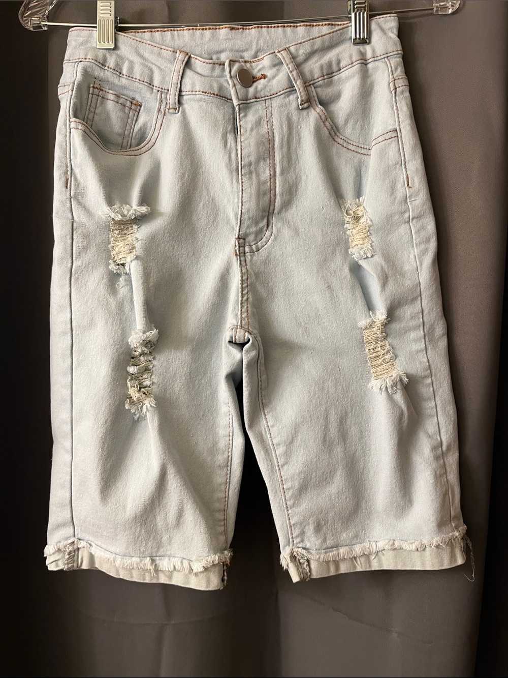 Light Blue Distressed Women’s Denim Shorts